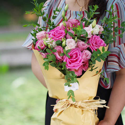 Flowers bouquet online in Saigon