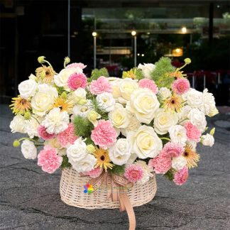 Beautiful flower basket in white and pink