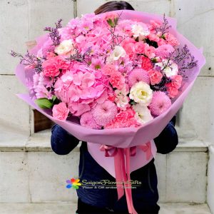 Birthday flowers for mother in saigon