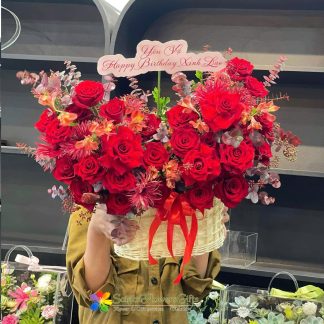 Birthday flowers for wife to Saigon Vietnam