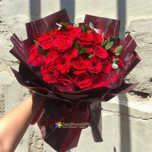 Bouquet of red roses free delivery