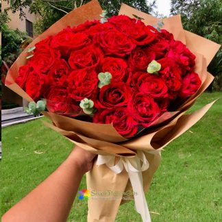 Clasic red rose bouquets