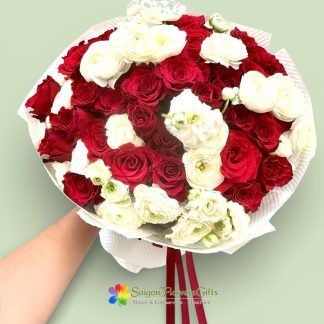 saigon Delicate bouquet of white and red rose