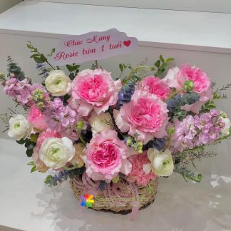 Happy first birthday to the baby girl delivery to saigon vietnam