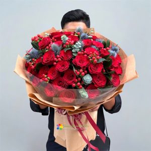 Red roses bouquet for Valentine's day