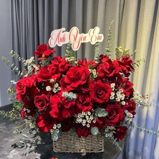 Red roses for lovers