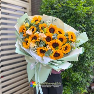 Sunflower bouquet delivery in Saigon