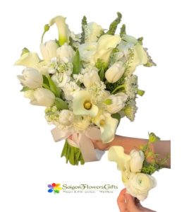 Beautiful Cala Lily Mix Tulip Delivery in Saigon