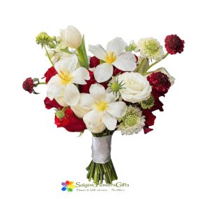Saigon wedding bouquet beautiful