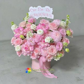 Beautiful flower shops in Saigon