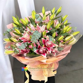 elegant bouquet of pink lilies as a birthday gift