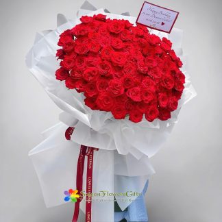 Buy a bouquet of 99 red roses in Saigon