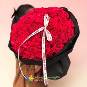 Bouquet of 99 red roses for your lover